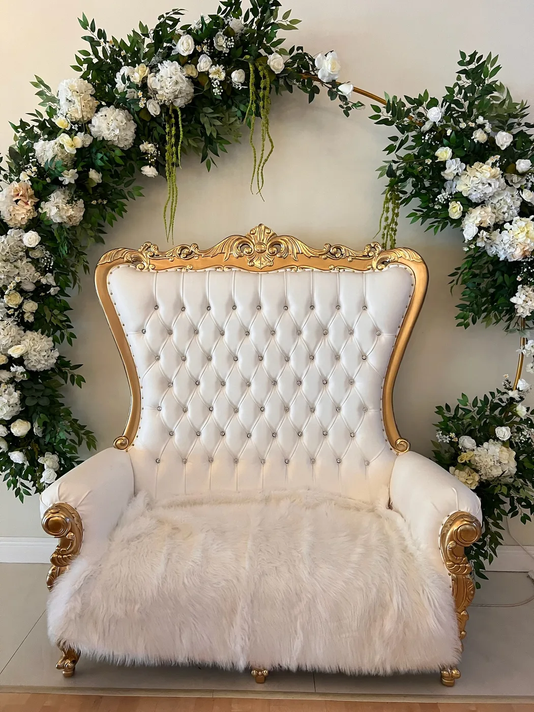 White and gold private event room design